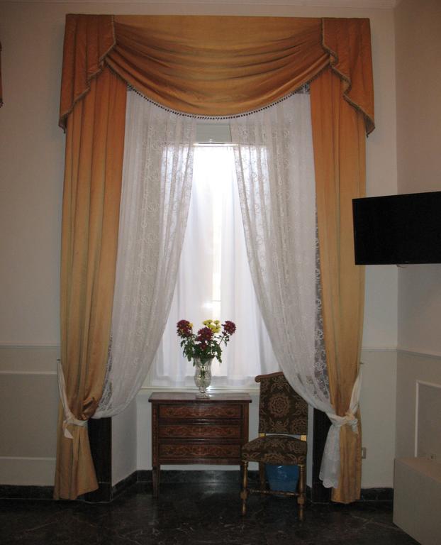 Alibrandi Palace Civitavecchia Room photo